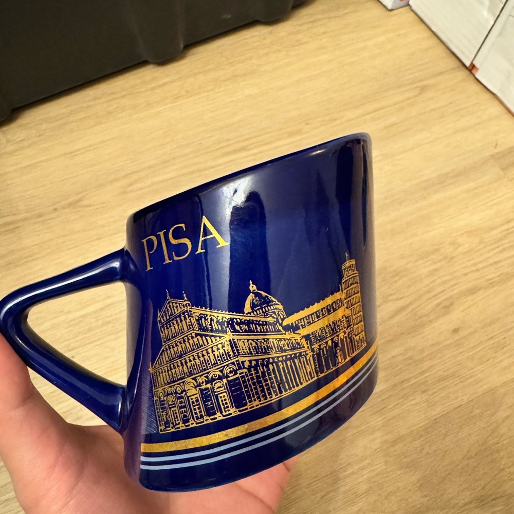 Pisa the leaning tower Blue and Gold Mug